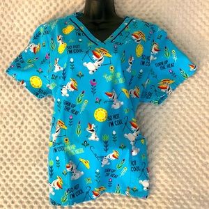 OLAF Turn Up The Heat So Cold I’m Hot Scrub Top XL